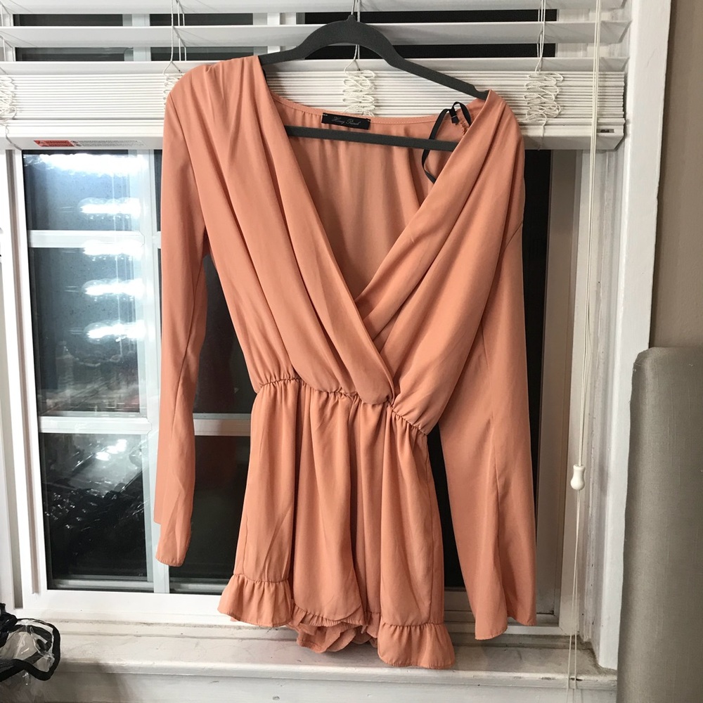 NWT Pink/Peach Romper (Never Worn)